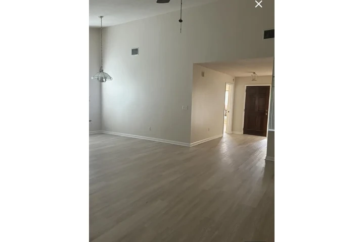 $1200 : Two bedroom apartment for rent image 2