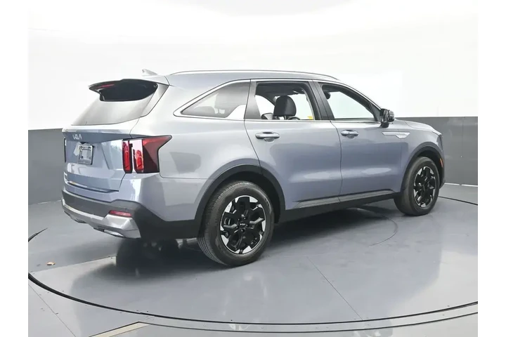 $27991 : Kia Sorento 2025 S 4dr SUV image 6