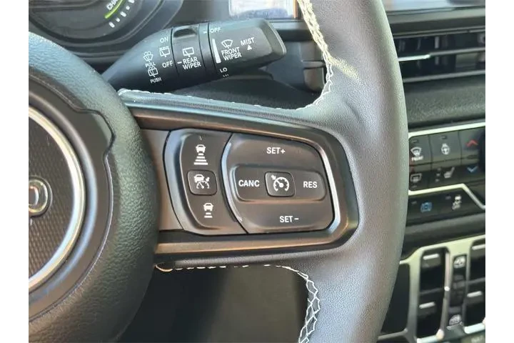 $39600 : Jeep Wrangler 2025 4x4 Willy image 10