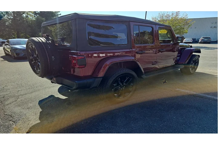 $24720 : Jeep Wrangler Unlimited 2021 image 4