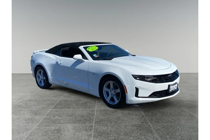 $37657 : Chevrolet Camaro 2024 LT 2dr image 7