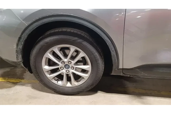 $18999 : Ford Escape 2022 AWD SE 4dr image 4