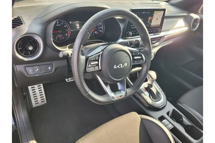 $20342 : Kia Forte 2024 GT-Line 4dr S image 9