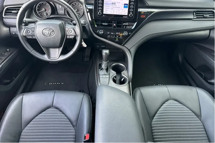 $26700 : Toyota Camry 2024 SE 4dr Sed image 6