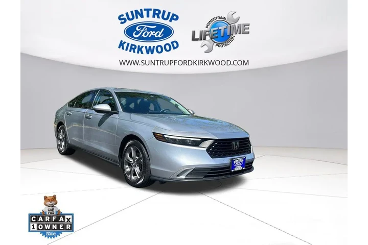 $24987 : Honda Accord 2024 EX 4dr Sed image 1