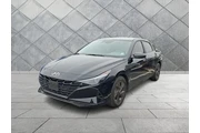 $17219 : Hyundai ELANTRA 2023 SEL 4dr thumbnail