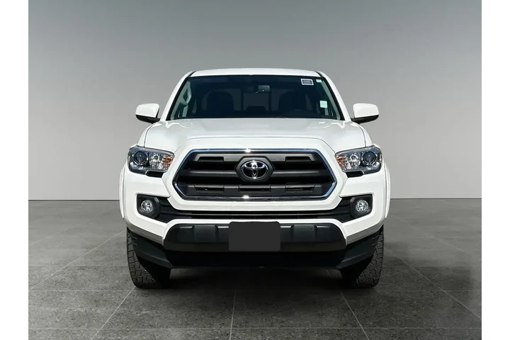 $29777 : Toyota Tacoma 2017 4x4 TRD P image 2