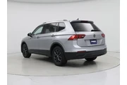 $22998 : Volkswagen Tiguan 2024 SE 4d thumbnail
