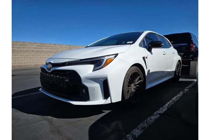 $37991 : Toyota GR Corolla 2024 AWD P image 2