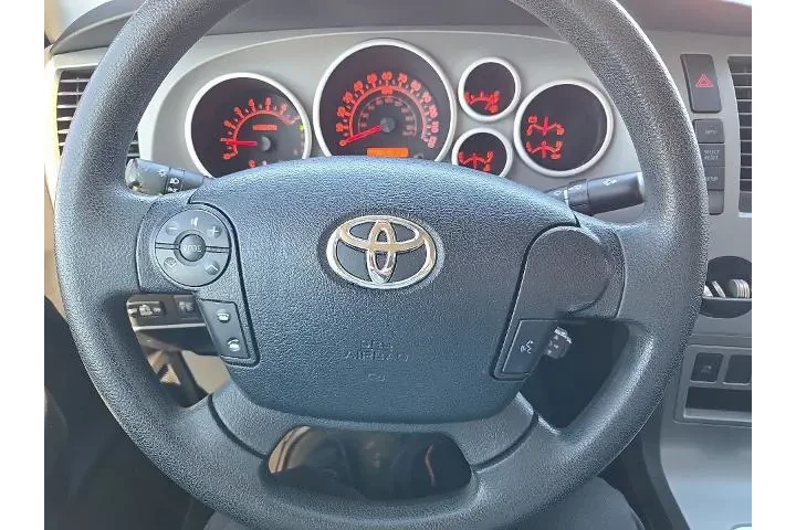 $15983 : Toyota Tundra 2013 4x2 Grade image 7