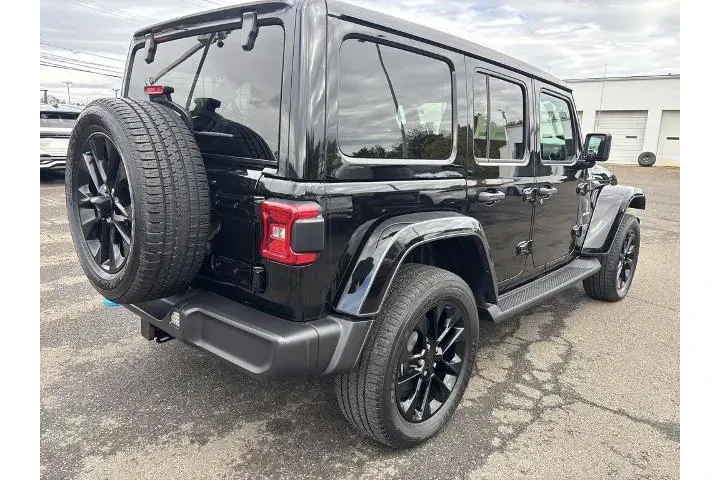 $33890 : Jeep Wrangler Unlimited 2022 image 5