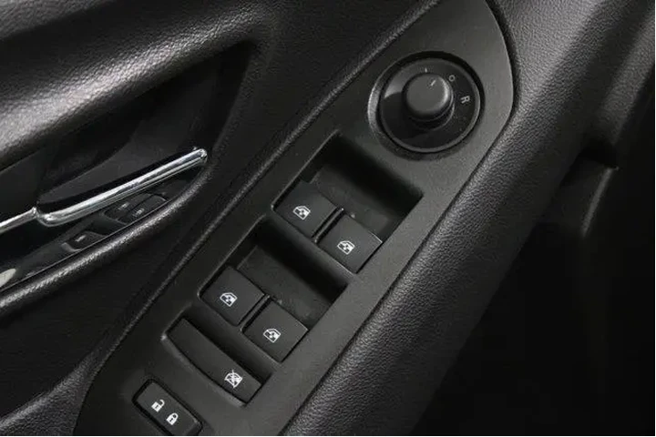 $11989 : Chevrolet Trax 2020 AWD LS 4 image 4