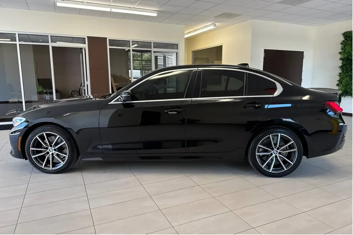 $26897 : BMW 3 Series 2021 AWD 330i x image 7