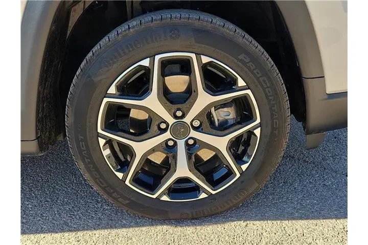 $29995 : Jeep Compass 2025 4x4 Limite image 7