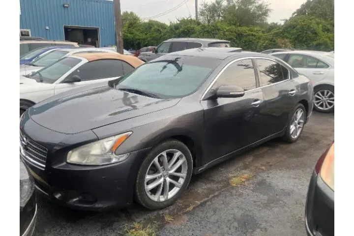 $6990 : 2011 Maxima 3.5 SV image 4