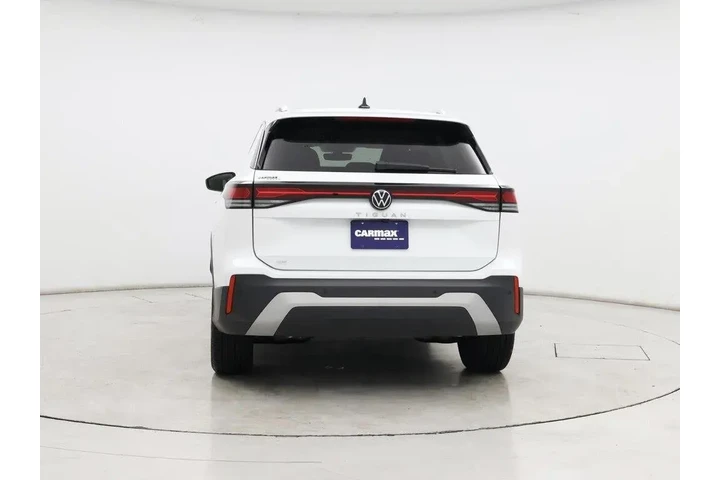 $28998 : Volkswagen Tiguan 2025 SE 4d image 6