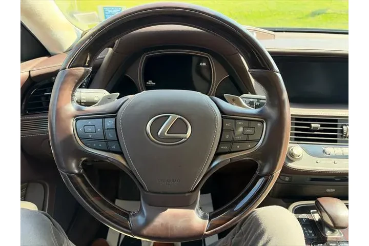 $38334 : Lexus LS 500 2019 4dr Sedan image 5