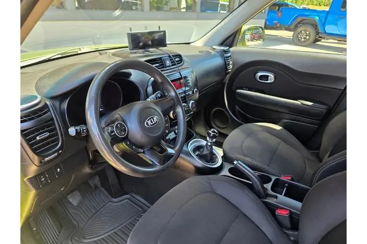 $5999 : Kia Soul 2016 4dr Crossover image 10