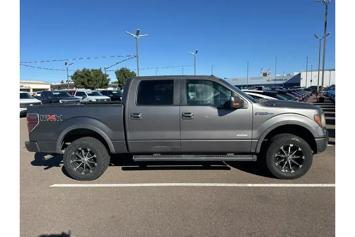 $15328 : Ford F-150 2011 4x4 XLT 4dr image 8