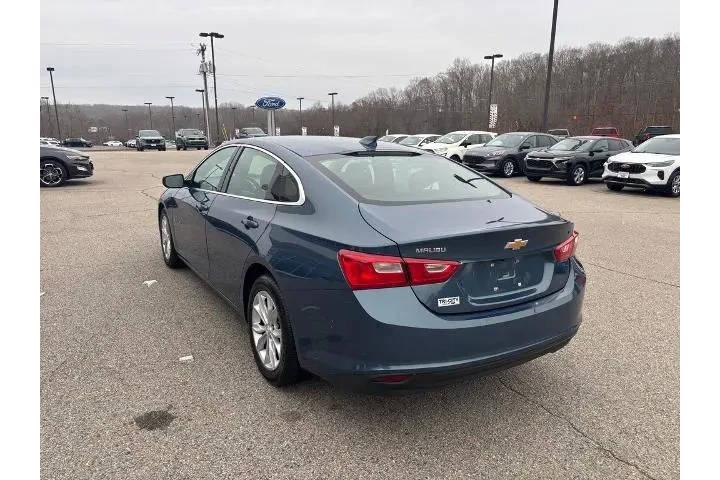 $19450 : Chevrolet Malibu 2024 LT 4dr image 9