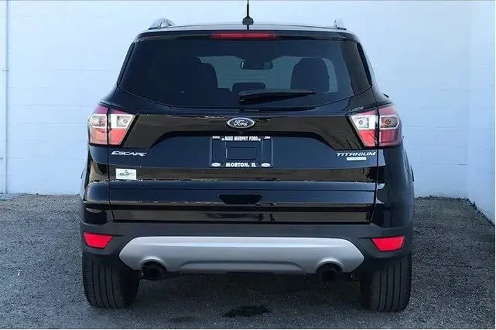 $11995 : Ford Escape 2017 Titanium 4d image 3