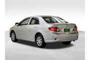 $8988 : 2009 Corolla LE thumbnail