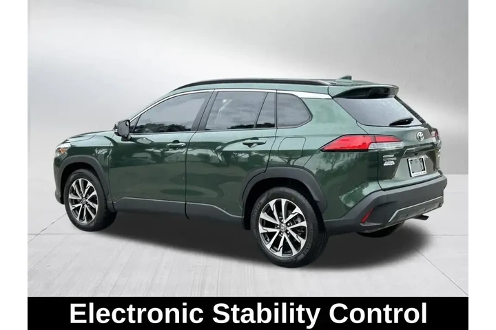 $27397 : Toyota Corolla Cross 2022 AW image 8