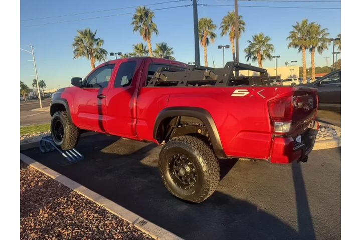 $23900 : Toyota Tacoma 2021 4x4 TRD S image 10