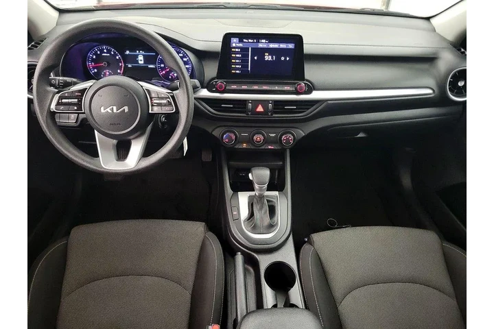 $16998 : Kia Forte 2023 LXS 4dr Sedan image 9
