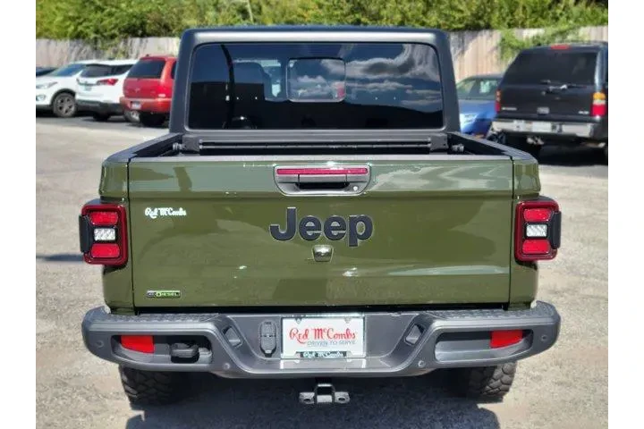 $32500 : Jeep Gladiator 2021 4x4 Spor image 4