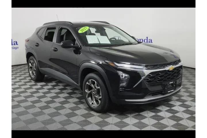 $23875 : Chevrolet Trax 2025 LT 4dr C image 1