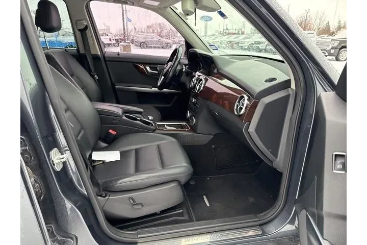 $6000 : Mercedes-Benz GLK 2015 GLK 3 image 10
