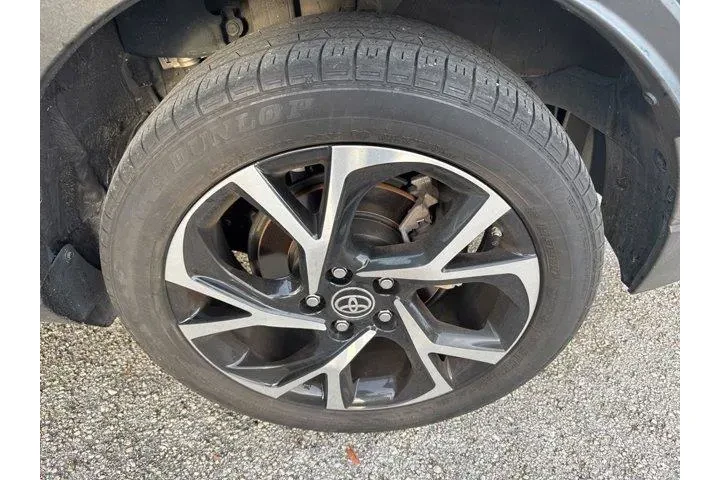 $18838 : Toyota C-HR 2021 LE 4dr Cros image 8