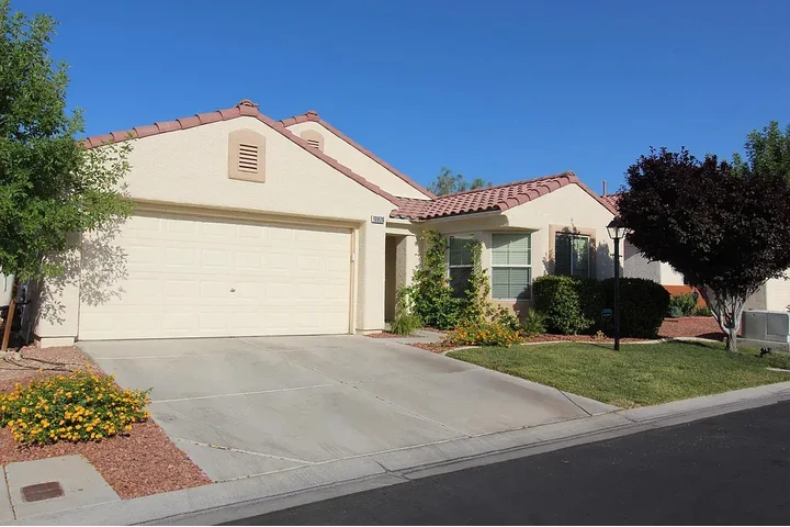 $1200 : 2 dormitorios y 2 baños image 1