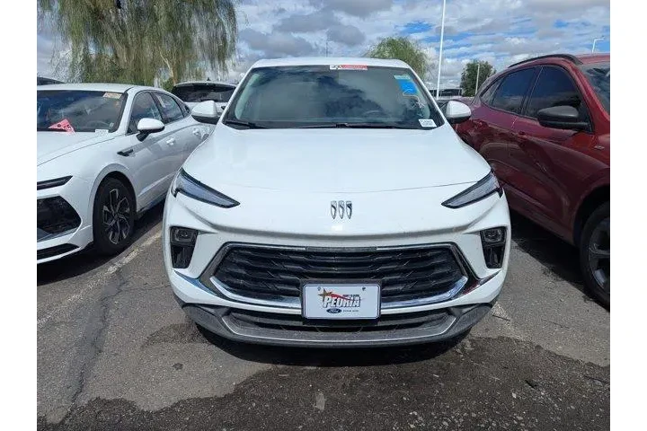 Buick Encore GX 2025 Preferr image 2