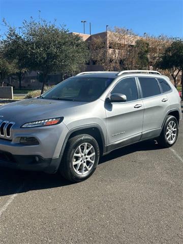 $11995 : 2017 Cherokee Latitude image 3