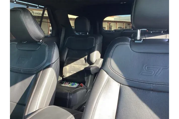 $38500 : Ford Explorer 2021 AWD ST 4d image 8