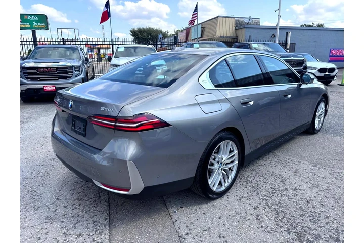 2024 BMW 530i 530i image 6
