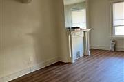 $1550 : Apartment for rent asap thumbnail
