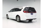 $27998 : Chrysler Pacifica 2022 Limit thumbnail
