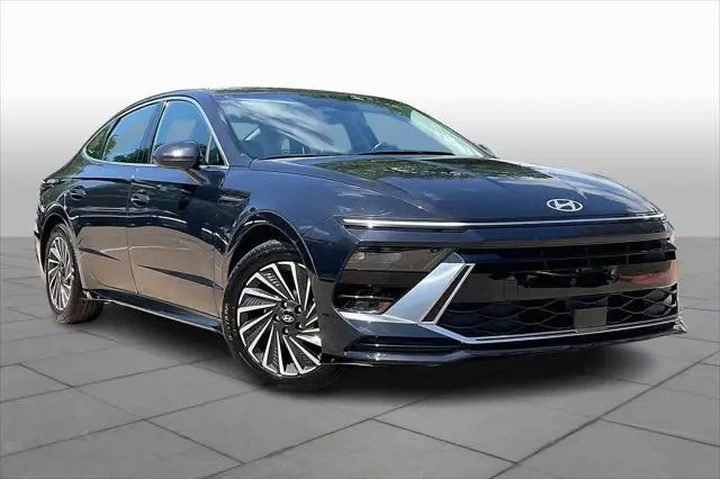 $23550 : Hyundai SONATA Hybrid 2025 S image 2