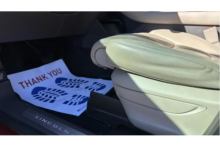 $28713 : Lincoln Aviator 2020 AWD Res image 8