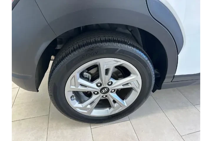 $22025 : Hyundai KONA 2023 AWD SEL 4d image 8