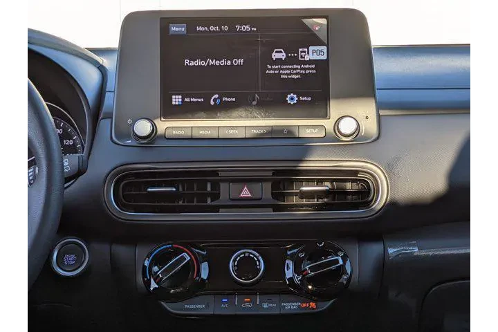 $19859 : Hyundai KONA 2023 SEL 4dr Cr image 8