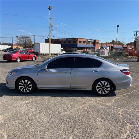 $16000 : 2017 HONDA ACCORD HYBRID image 3