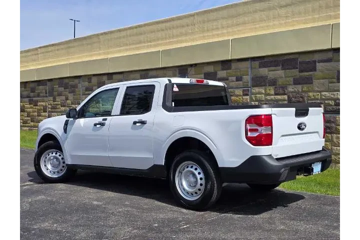 $30485 : Ford Maverick 2025 AWD XL 4d image 9