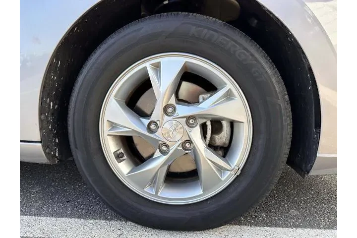 $16999 : Hyundai ELANTRA 2023 SE 4dr image 6