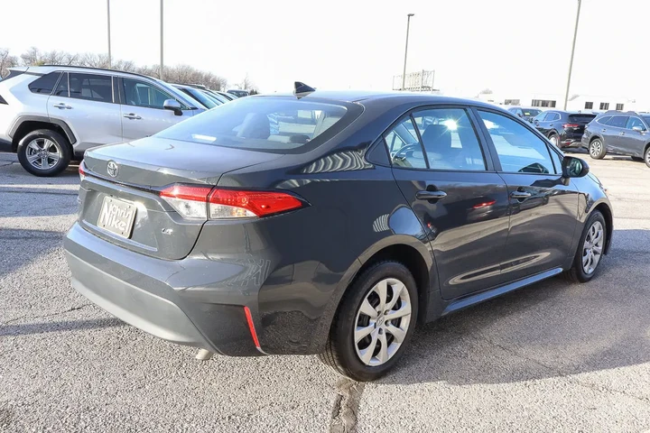 $20988 : 2025 Corolla LE CVT image 4