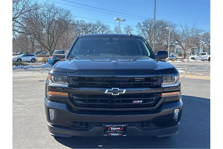 $21996 : 2019 Silverado 1500 LD LT image 8