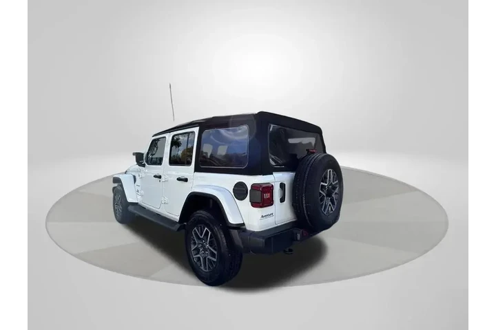 $37000 : Jeep Wrangler 2024 4x4 Sahar image 5